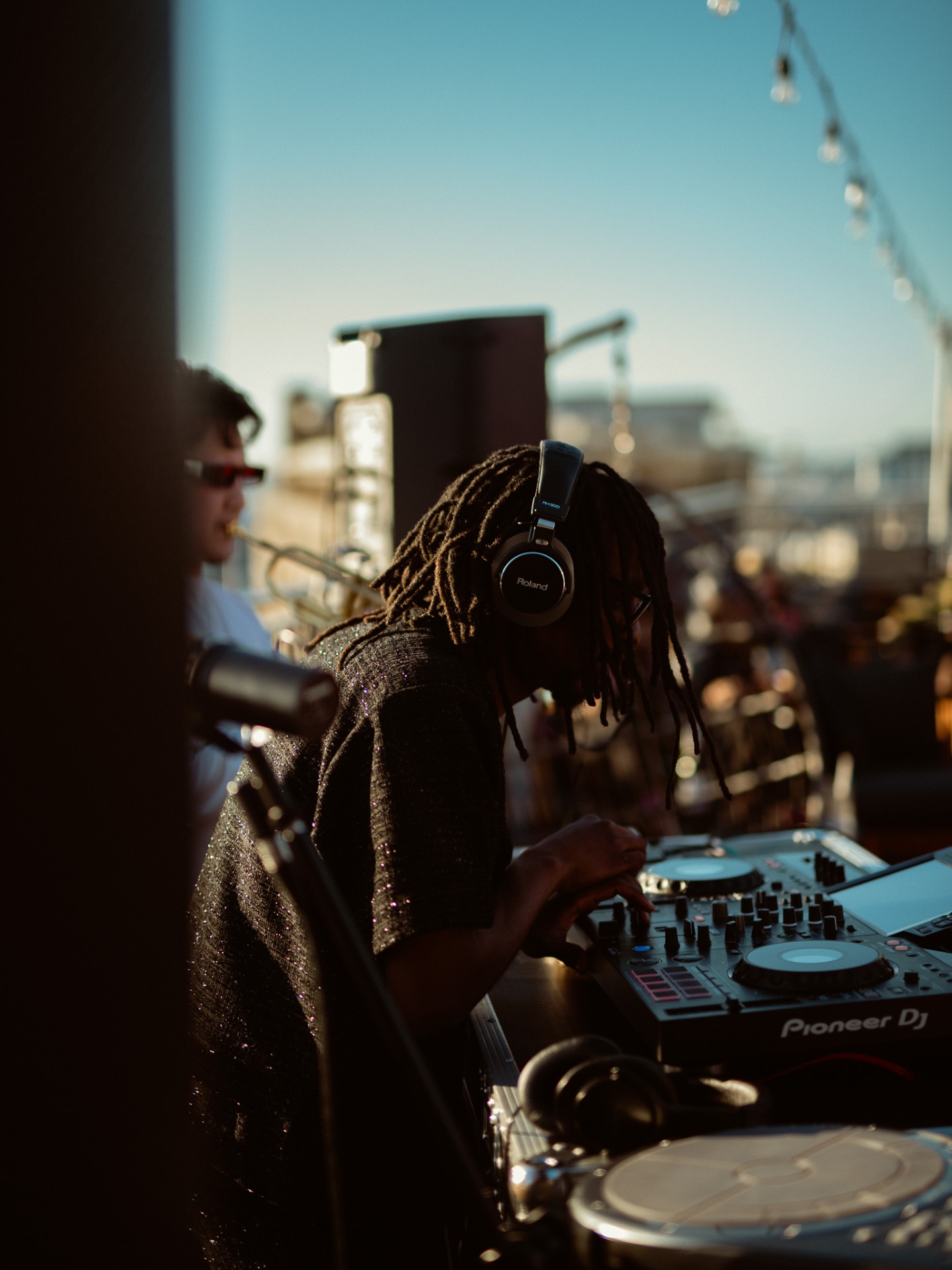 Rooftop sunset set